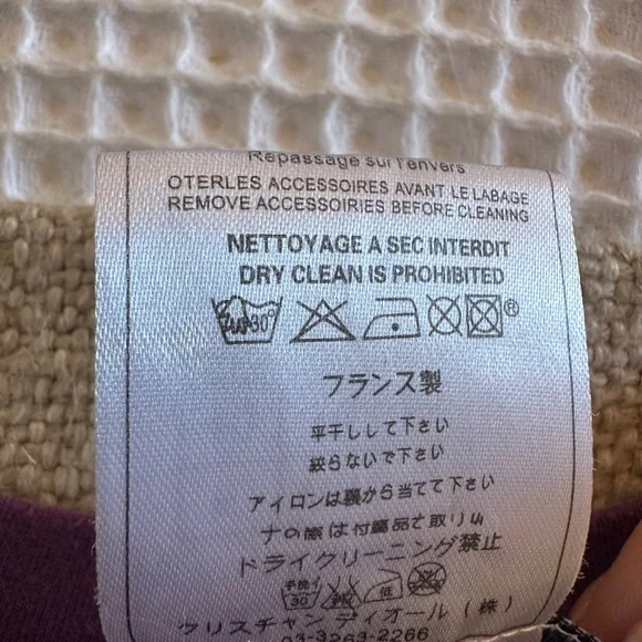 Authentic Christian Dior Boutique V-Neck Long Sleeve Top – Purple Graphic Shirt - Picture 7 of 7